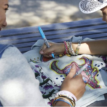 Sharpie Fine 20 spalvų rinkinys su dažų maišeliu Sharpie Fine 20 spalvų rinkinys su dažų maišeliu