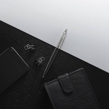 Parker Jotter Bond Street Black CT Tušinukas su graviravimu